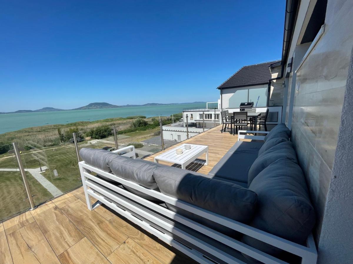 Fenyves Beach Apartman Delux Balatonfenyves Exterior photo